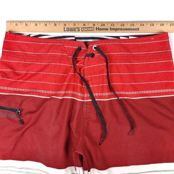 VOLCOM Horizon Mod Tech Board Shorts Surf Trunks Mens 33 Red White Stripe - Picture 3 of 8